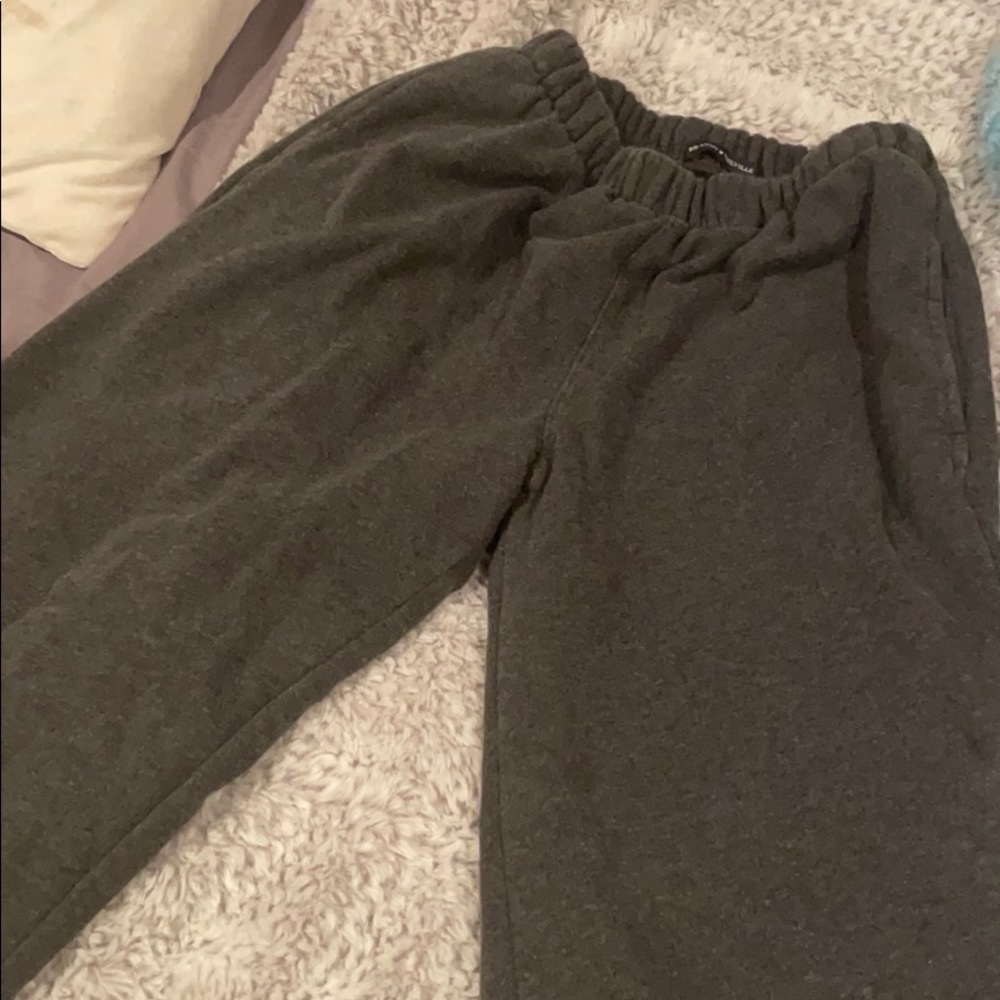 brandy melville dark gray sweatpants